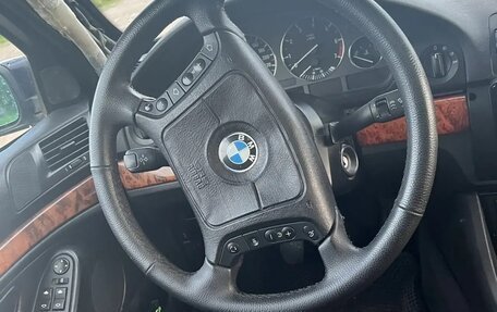 BMW 5 серия, 1998 год, 800 000 рублей, 11 фотография