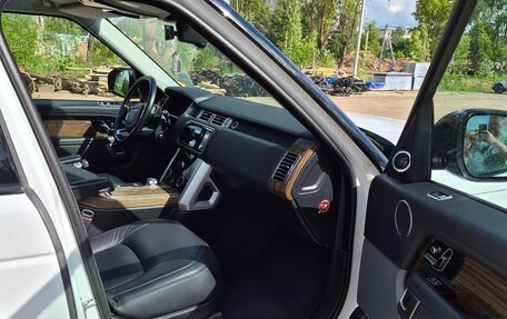 Land Rover Range Rover IV рестайлинг, 2018 год, 6 950 000 рублей, 18 фотография