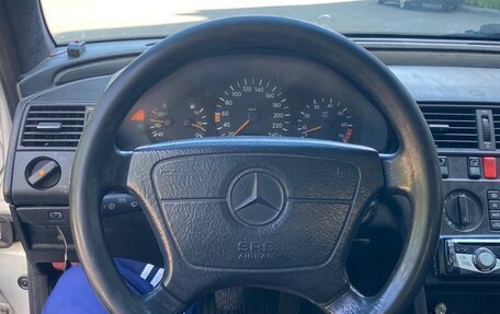 Mercedes-Benz C-Класс, 1994 год, 93 000 рублей, 4 фотография