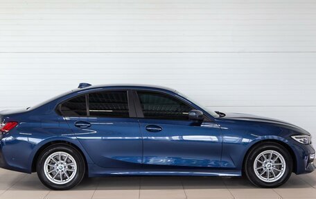 BMW 3 серия, 2021 год, 3 450 000 рублей, 6 фотография