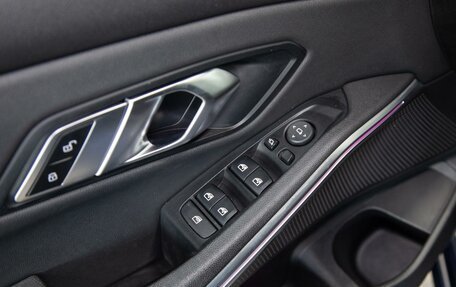 BMW 3 серия, 2021 год, 3 450 000 рублей, 26 фотография