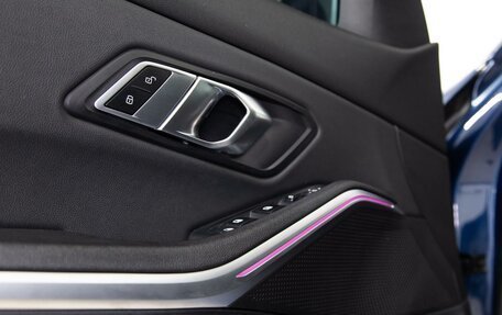 BMW 3 серия, 2021 год, 3 450 000 рублей, 40 фотография