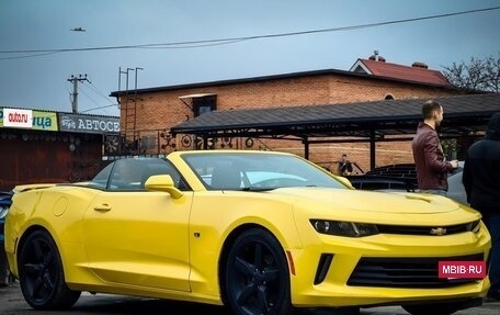 Chevrolet Camaro VI, 2017 год, 2 800 000 рублей, 2 фотография