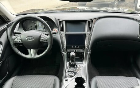 Infiniti Q50 I рестайлинг, 2014 год, 1 570 000 рублей, 14 фотография