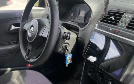 Volkswagen Polo VI (EU Market), 2011 год, 530 000 рублей, 5 фотография