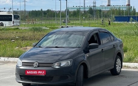 Volkswagen Polo VI (EU Market), 2011 год, 530 000 рублей, 2 фотография