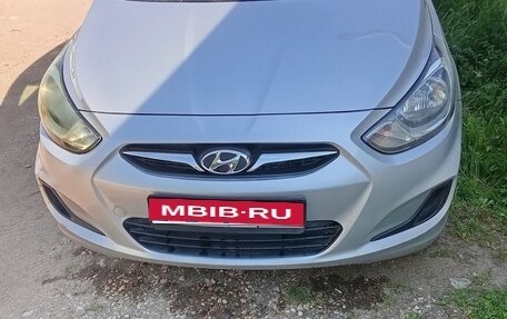 Hyundai Solaris II рестайлинг, 2012 год, 686 000 рублей, 4 фотография