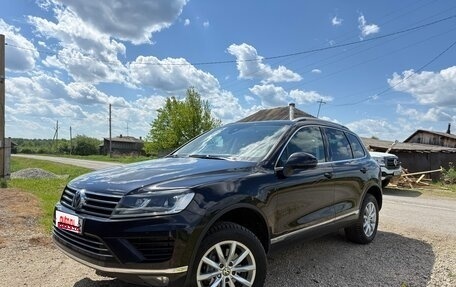 Volkswagen Touareg III, 2016 год, 1 980 000 рублей, 1 фотография
