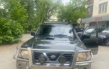 Nissan Patrol, 2000 год, 750 000 рублей, 1 фотография