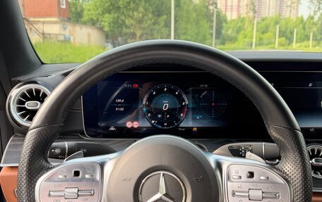 Mercedes-Benz E-Класс, 2019 год, 4 600 000 рублей, 14 фотография