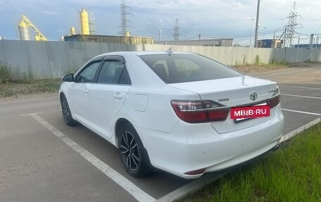 Toyota Camry, 2016 год, 1 780 000 рублей, 3 фотография