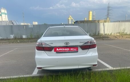 Toyota Camry, 2016 год, 1 780 000 рублей, 4 фотография