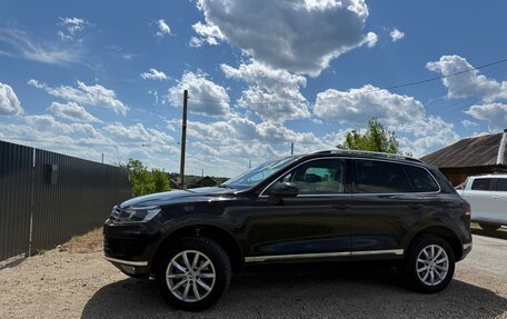 Volkswagen Touareg III, 2016 год, 1 980 000 рублей, 3 фотография