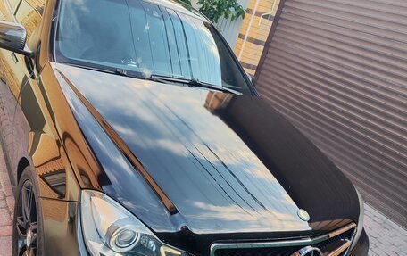 Mercedes-Benz C-Класс, 2011 год, 1 180 000 рублей, 2 фотография