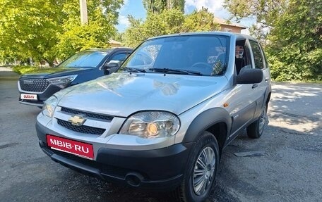 Chevrolet Niva I рестайлинг, 2009 год, 410 000 рублей, 2 фотография