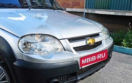 Chevrolet Niva I рестайлинг, 2009 год, 410 000 рублей, 3 фотография