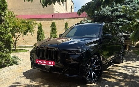 BMW X7, 2021 год, 8 950 000 рублей, 2 фотография