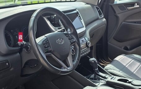 Hyundai Tucson III, 2018 год, 2 000 000 рублей, 2 фотография