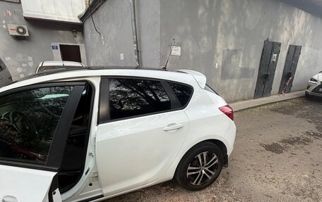 Opel Astra J, 2011 год, 550 000 рублей, 2 фотография