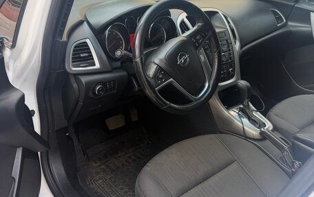 Opel Astra J, 2011 год, 550 000 рублей, 6 фотография