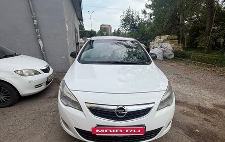 Opel Astra J, 2011 год, 550 000 рублей, 11 фотография