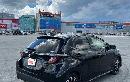 Toyota Yaris, 2021 год, 1 170 000 рублей, 5 фотография