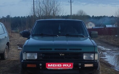 Nissan Terrano II рестайлинг, 1992 год, 400 000 рублей, 8 фотография