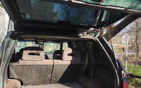 Nissan Terrano II рестайлинг, 1992 год, 400 000 рублей, 24 фотография
