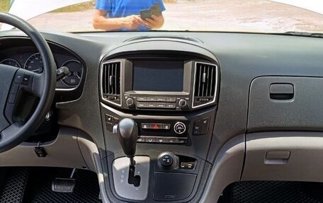 Hyundai Grand Starex Grand Starex I рестайлинг 2, 2020 год, 4 700 000 рублей, 9 фотография