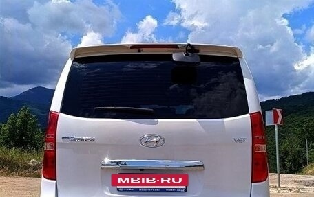 Hyundai Grand Starex Grand Starex I рестайлинг 2, 2020 год, 4 700 000 рублей, 3 фотография