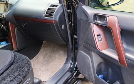 Toyota Land Cruiser Prado 150 рестайлинг 2, 2016 год, 4 656 000 рублей, 7 фотография
