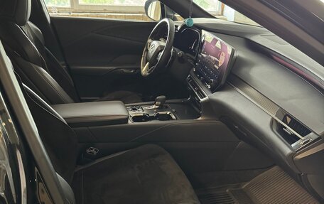 Lexus RX IV рестайлинг, 2022 год, 8 990 000 рублей, 12 фотография