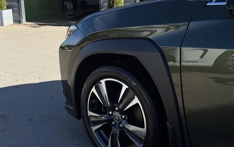 Lexus UX I, 2020 год, 4 000 000 рублей, 6 фотография