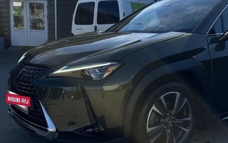 Lexus UX I, 2020 год, 4 000 000 рублей, 7 фотография