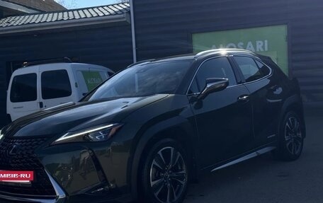 Lexus UX I, 2020 год, 4 000 000 рублей, 5 фотография