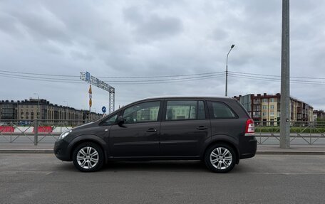 Opel Zafira B, 2013 год, 850 000 рублей, 2 фотография
