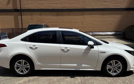 Toyota Corolla, 2023 год, 2 170 000 рублей, 4 фотография