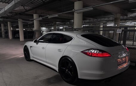 Porsche Panamera II рестайлинг, 2009 год, 2 400 000 рублей, 3 фотография