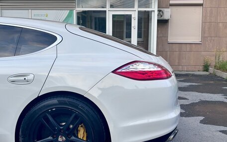 Porsche Panamera II рестайлинг, 2009 год, 2 400 000 рублей, 15 фотография