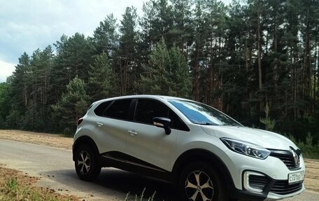 Renault Kaptur I рестайлинг, 2019 год, 1 200 000 рублей, 2 фотография