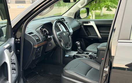 Toyota Land Cruiser Prado 150 рестайлинг 2, 2018 год, 6 370 000 рублей, 18 фотография