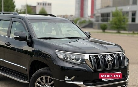 Toyota Land Cruiser Prado 150 рестайлинг 2, 2018 год, 6 370 000 рублей, 11 фотография