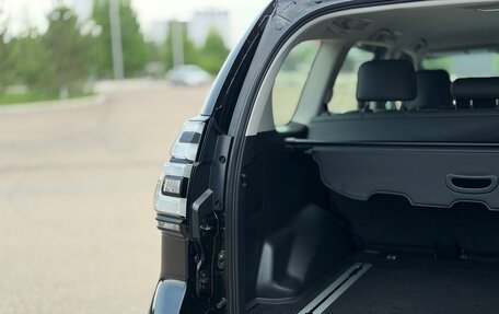 Toyota Land Cruiser Prado 150 рестайлинг 2, 2018 год, 6 370 000 рублей, 38 фотография