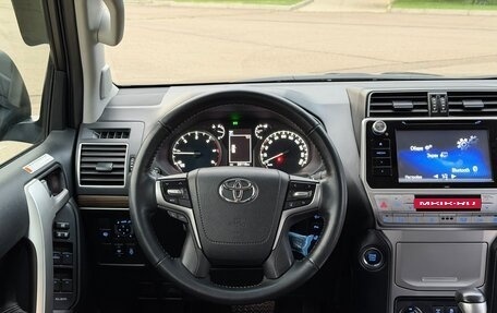 Toyota Land Cruiser Prado 150 рестайлинг 2, 2018 год, 6 370 000 рублей, 19 фотография