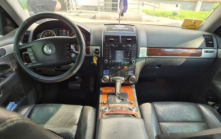 Volkswagen Touareg III, 2006 год, 900 000 рублей, 7 фотография