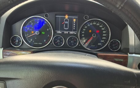 Volkswagen Touareg III, 2006 год, 900 000 рублей, 8 фотография