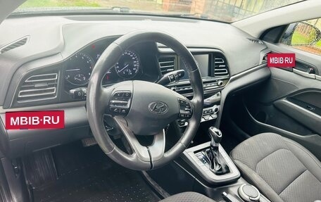 Hyundai Elantra VI рестайлинг, 2019 год, 1 750 000 рублей, 7 фотография