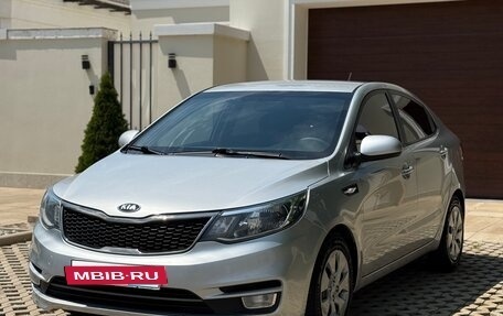 KIA Rio III рестайлинг, 2015 год, 1 025 000 рублей, 2 фотография