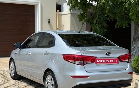 KIA Rio III рестайлинг, 2015 год, 1 025 000 рублей, 10 фотография