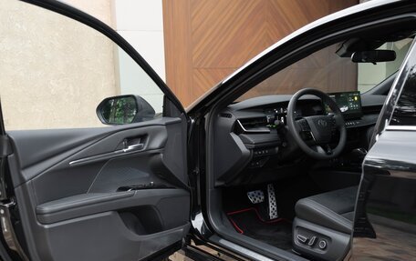 Toyota Camry, 2026 год, 3 800 000 рублей, 10 фотография